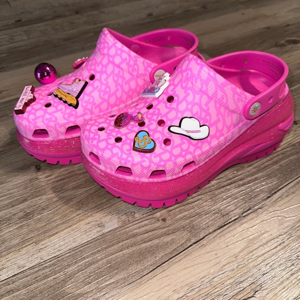 Barbie Crocs - Picture 3 of 4